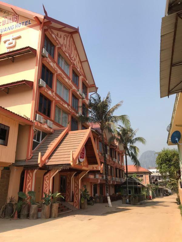 Pangu Hotel - 盘古酒店 Vang Vieng Extérieur photo